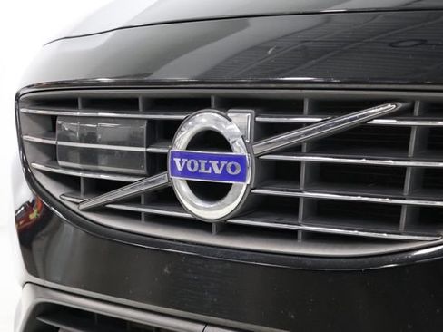 Used 2015 Volvo S60 T5 Platinum w/ Climate Package FWD image 11