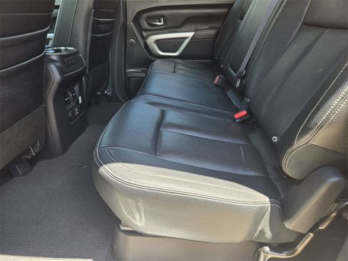 Used 2020 Nissan Titan SL w/ Moonroof Package image 29