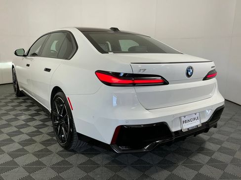 Used 2024 BMW i7 eDrive50 w/ M Sport Package RWD image 7