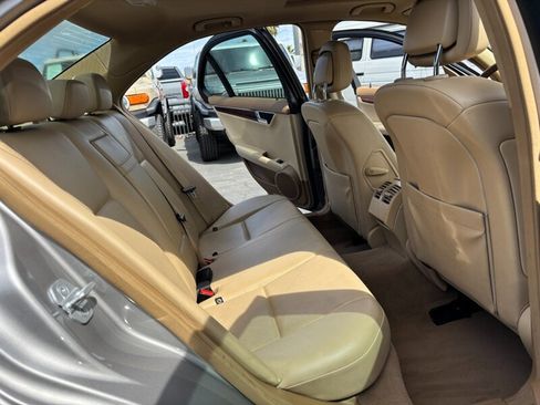 Used 2008 Mercedes-Benz C 300 Sedan image 13