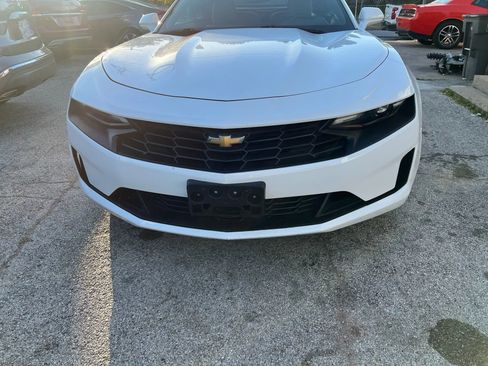 Used 2020 Chevrolet Camaro LT image 9