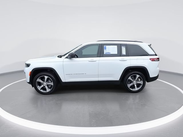 Used 2026 Jeep Grand Cherokee Limited w/ Luxury Tech Group II AWD/4WD image 5
