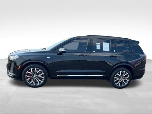 Used 2024 Cadillac XT6 Sport w/ Technology Package AWD/4WD image 3