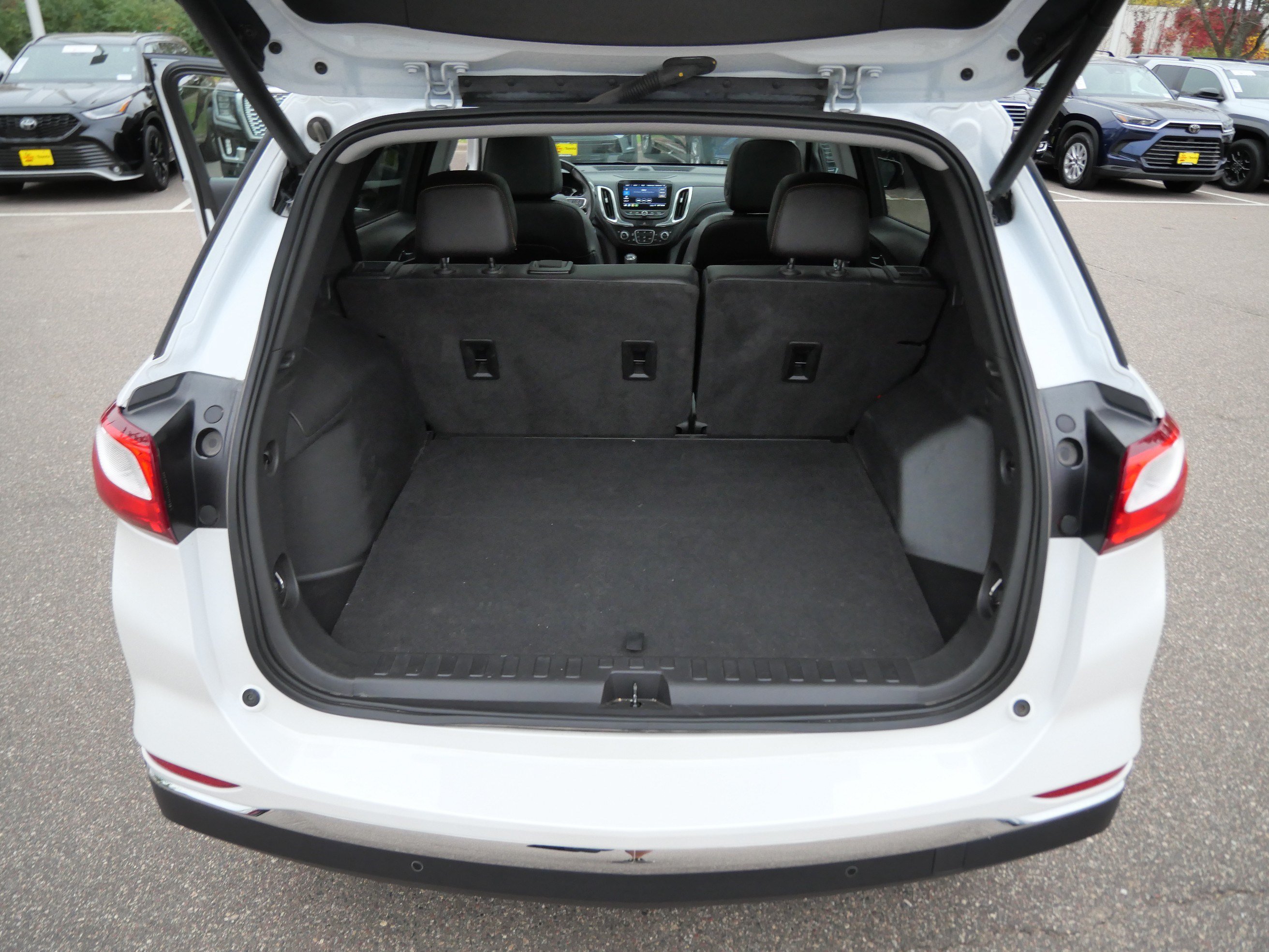 Used 2021 Chevrolet Equinox Premier AWD/4WD image 18