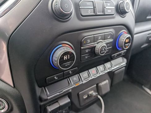 Used 2021 Chevrolet Silverado 1500 RST image 23