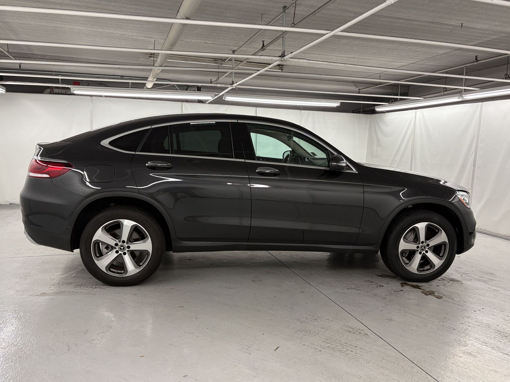 Used 2023 Mercedes-Benz GLC 300 4MATIC Coupe image 5