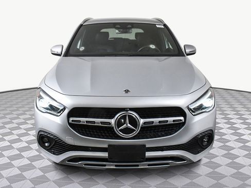 Used 2022 Mercedes-Benz GLA 250 w/ Premium Package Lite image 2