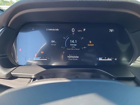 New 2025 Jeep Grand Cherokee Limited w/ Luxury Tech Group II image 34