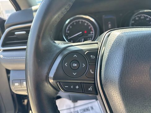 Used 2020 Toyota Camry SE image 22