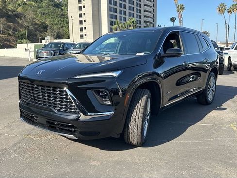 New 2026 Buick Enclave Avenir image 10