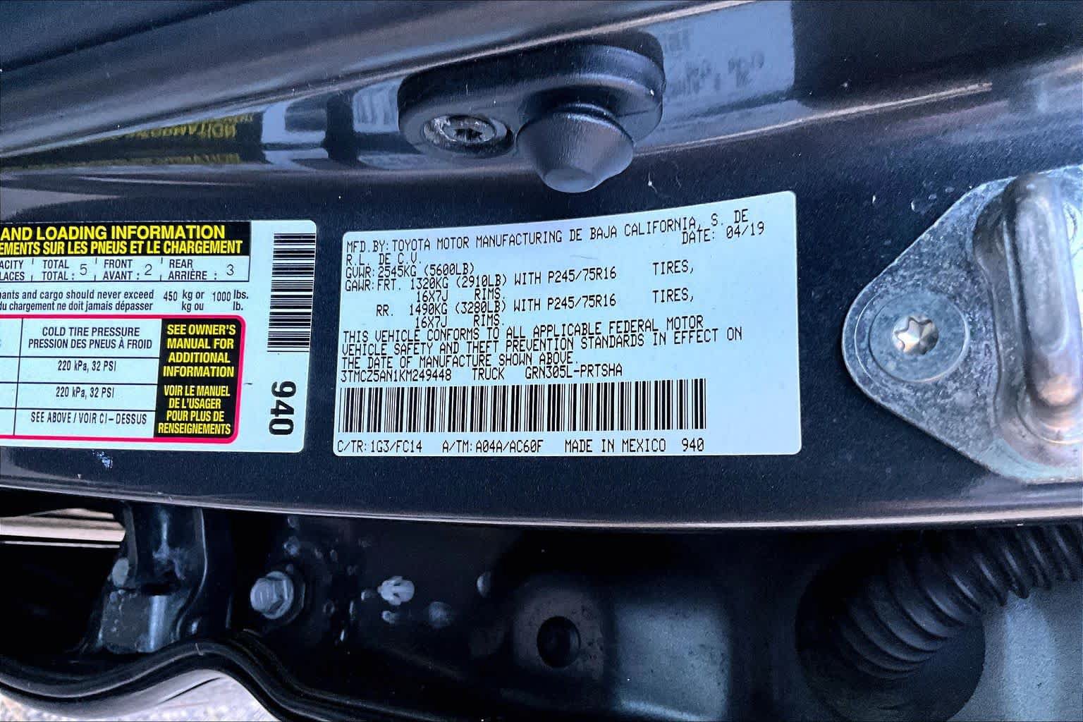 Used 2021 Toyota Camry XLE FWD image 32