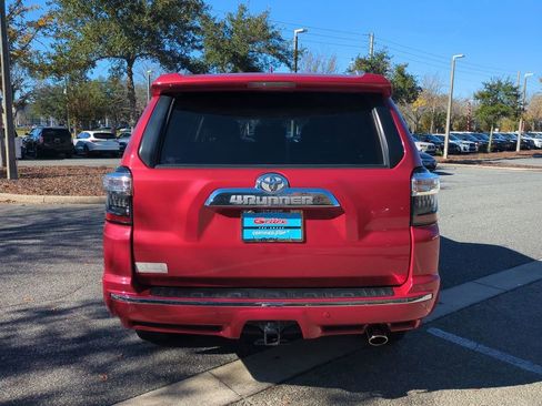 Used 2022 Toyota 4Runner Limited image 7