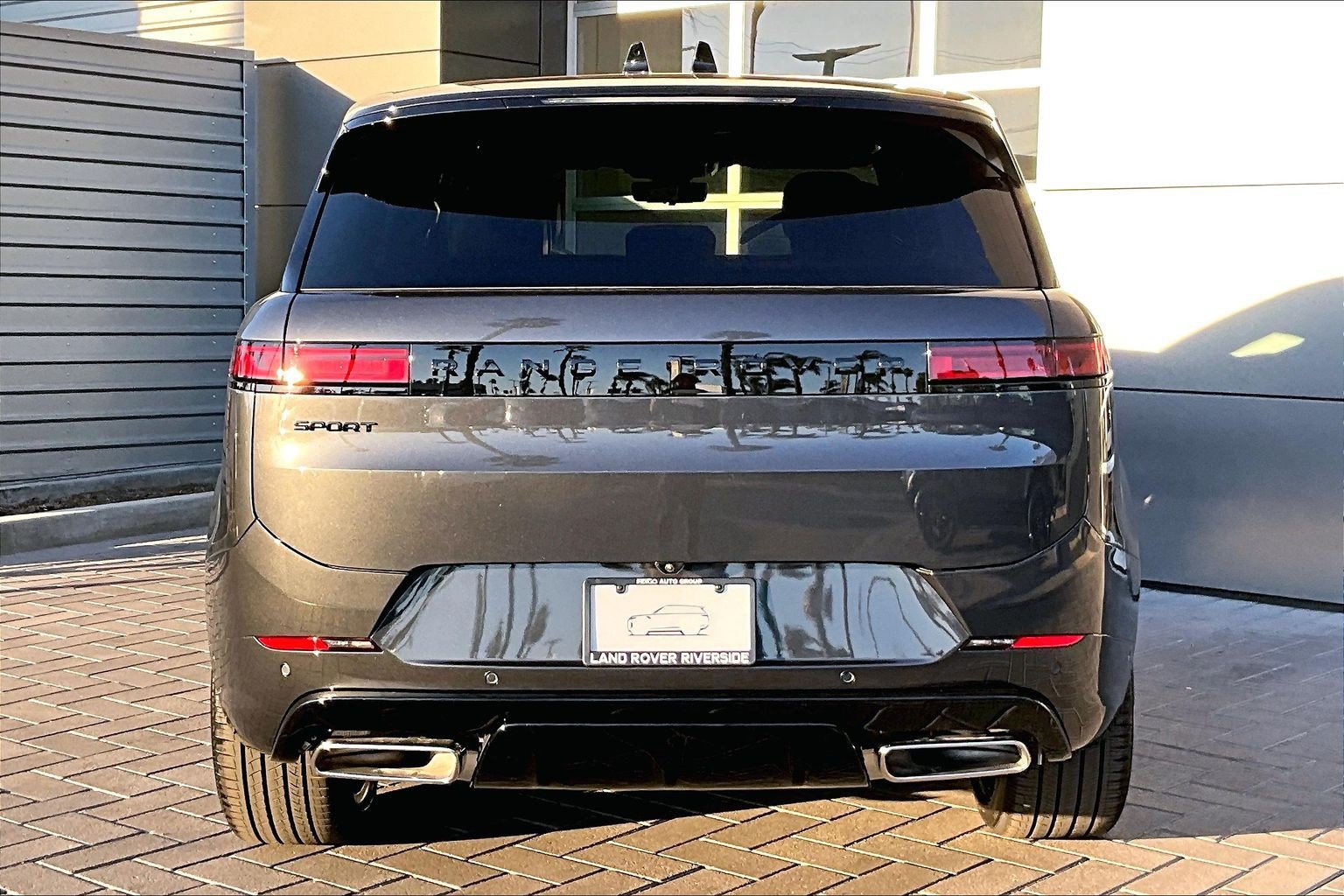 New 2027 Land Rover Range Rover Sport Dynamic SE AWD/4WD image 4
