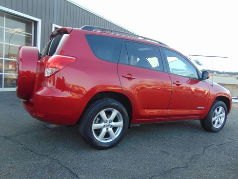 Used 2008 Toyota RAV4 Limited image 9