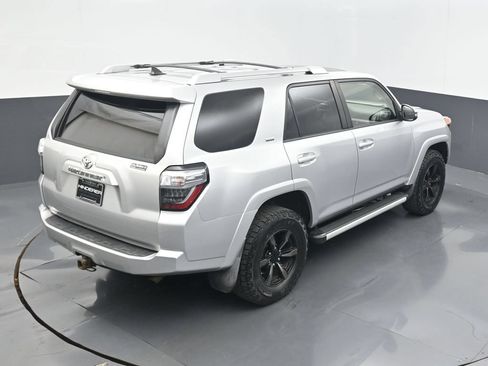 Used 2015 Toyota 4Runner SR5 Premium AWD/4WD image 12
