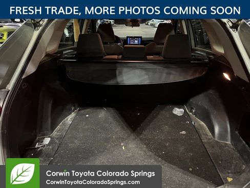 Used 2021 Toyota RAV4 XLE image 12