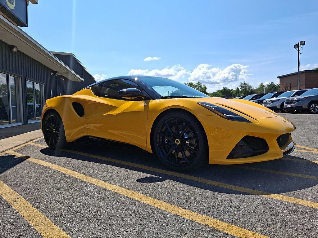 Used 2025 Lotus Emira RWD image 7