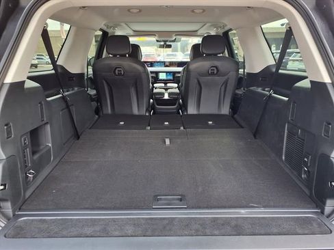 New 2026 Lincoln Navigator L Reserve AWD/4WD image 9