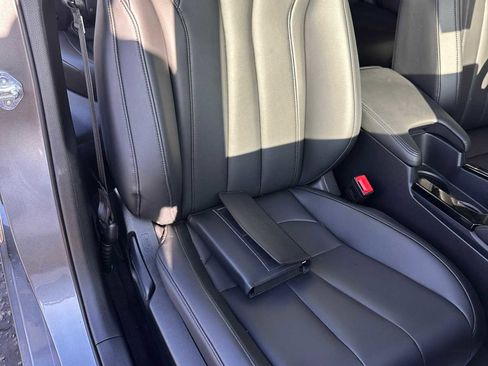 Used 2023 Acura Integra image 12