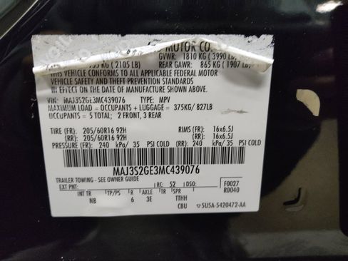 Used 2021 Ford EcoSport SE w/ SE Convenience Package image 33