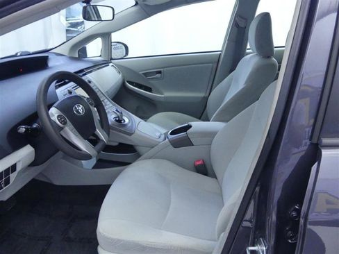 Used 2012 Toyota Prius Two FWD image 14
