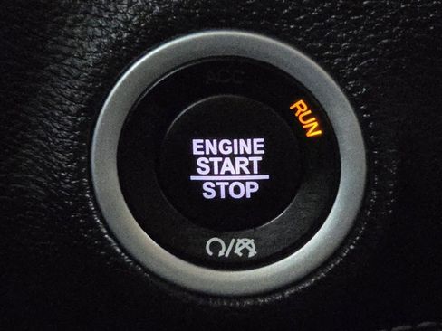 Used 2023 Dodge Challenger SXT w/ Blacktop Package image 28