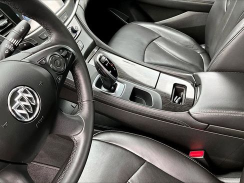 Used 2017 Buick LaCrosse Essence image 14