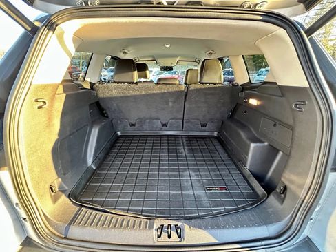 Used 2017 Ford Escape Titanium image 14