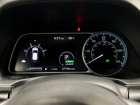 Used 2018 Nissan Leaf SL w/ SL Technology Package FWD image 24