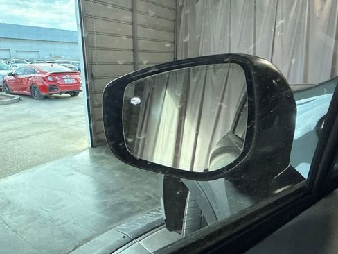 Used 2021 Subaru Ascent Limited w/ Popular Package #2A AWD/4WD image 16