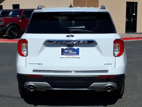 Certified 2022 Ford Explorer Limited w/ Equipment Group 301A AWD/4WD image 5
