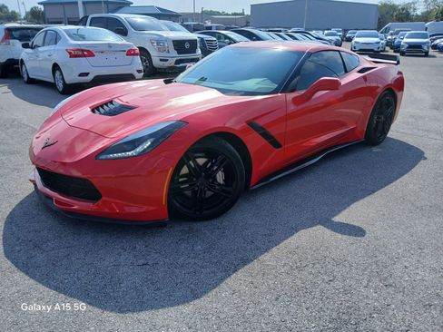 Used 2016 Chevrolet Corvette Stingray Coupe RWD image 2