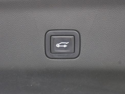 Used 2023 GMC Yukon XL Denali w/ Denali Reserve Package AWD/4WD image 52