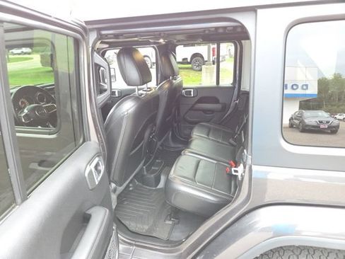 Used 2020 Jeep Wrangler Unlimited Sahara w/ Dual Top Group AWD/4WD image 30