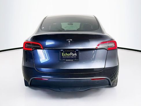 Used 2024 Tesla Model Y Long Range image 7