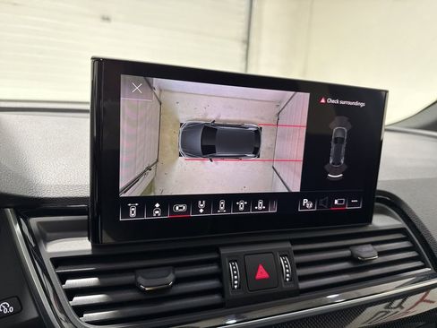 Used 2024 Audi SQ5 Prestige image 27