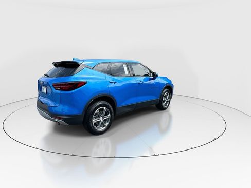 Used 2024 Chevrolet Blazer LT w/ Driver Confidence Package image 8