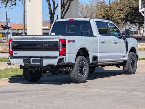 New 2026 Ford F250 Platinum AWD/4WD image 4