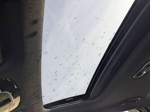 Used 2025 Hyundai Santa Cruz SEL image 16