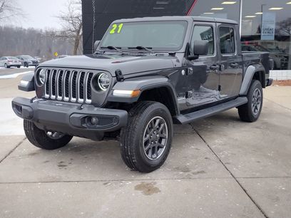 Used 2021 Jeep Gladiator Overland w/ Uconnect 4C Nav & Sound Group