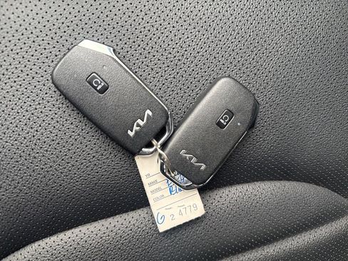 Used 2023 Kia Forte GT w/ GT2 Package image 23