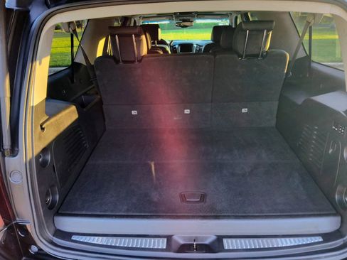 Used 2020 Chevrolet Suburban Premier image 53