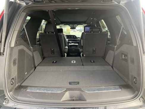 Used 2021 Cadillac Escalade Premium Luxury w/ Driver Assist Tech Package image 34