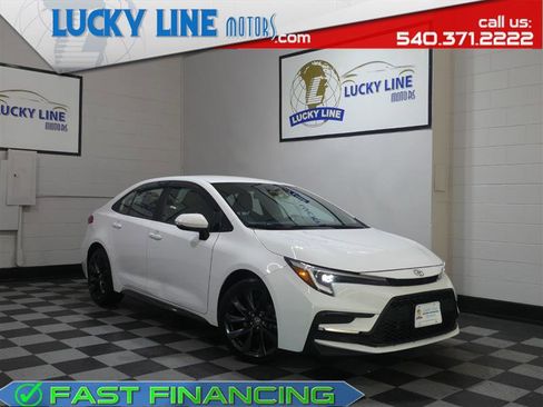 Used 2023 Toyota Corolla SE FWD image 1