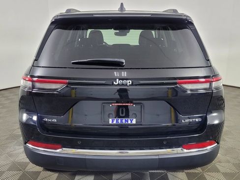 Used 2023 Jeep Grand Cherokee Limited image 6