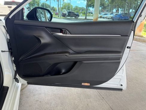 Used 2022 Toyota Camry XSE w/ Navigation Package FWD image 27