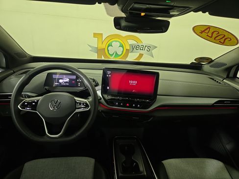 Used 2024 Volkswagen ID.4 2WD image 14