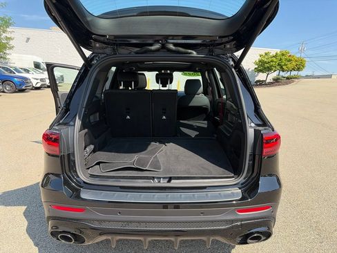 Certified 2025 Mercedes-Benz GLB 35 AMG 4MATIC image 23