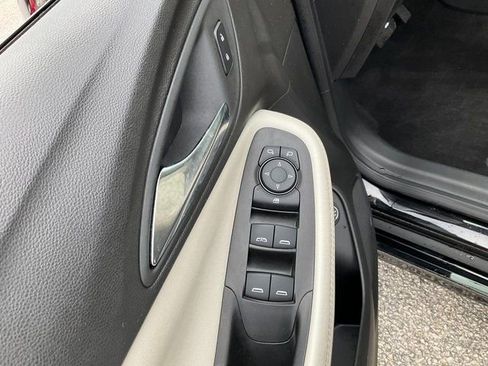 Used 2024 Buick Encore GX Sport Touring w/ Advanced Technology Package image 7