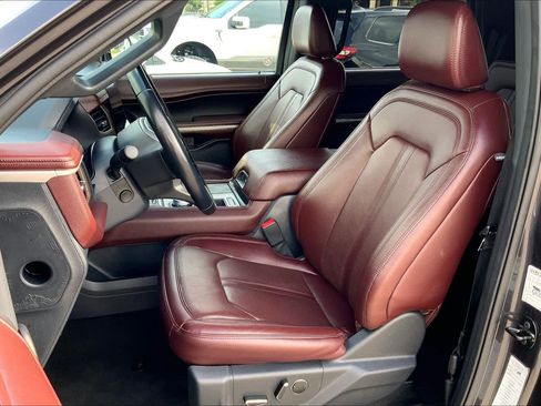 Used 2024 Ford Expedition Max Limited RWD image 8
